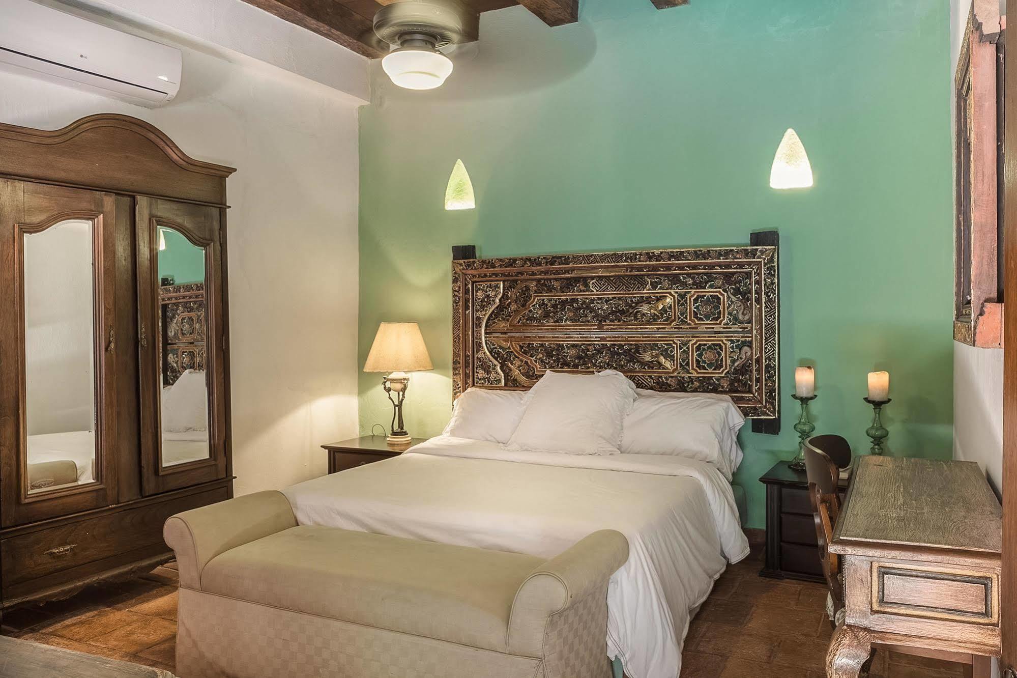 ホテル Casa Mejia Cartagena エクステリア 写真